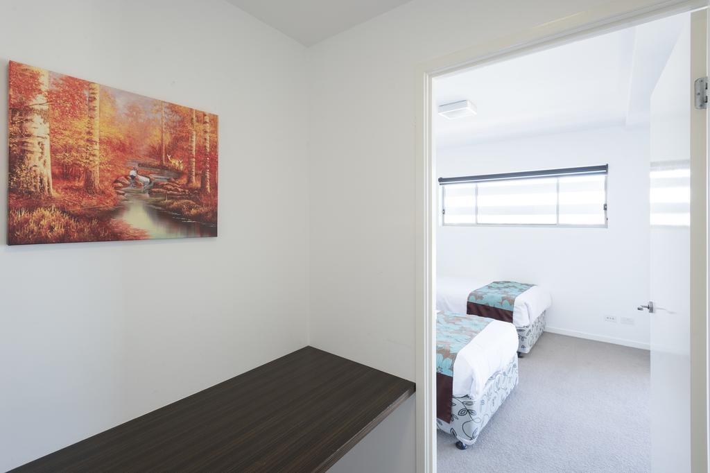 Eastwood Apartments Brisbane Eksteriør billede A bedroom at the new facility